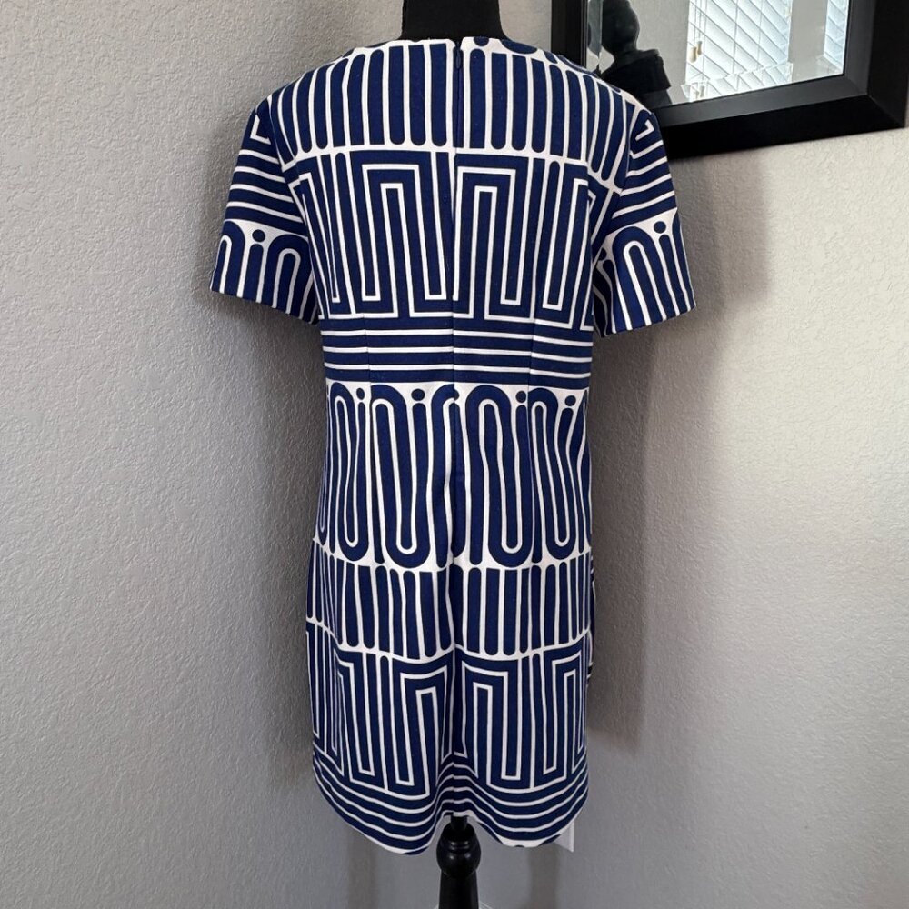 TRINA TURK Zap Geometric Short Sleeve Shift Dress Blue White Large - Picture 6 of 12